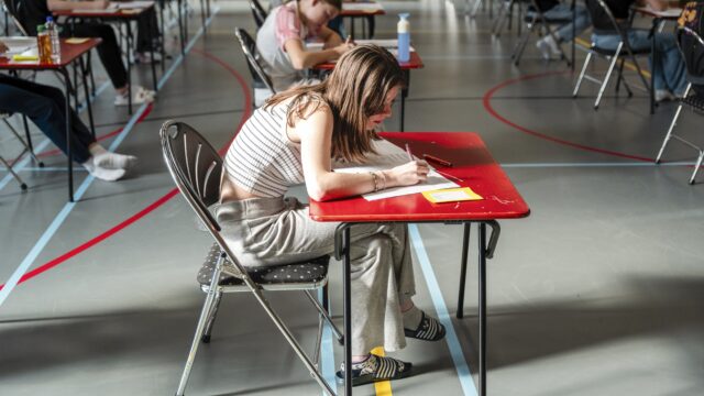 Moet geschiedenis een verplicht examenvak worden? 'We hebben een basiskennis nodig van algemene verleden'