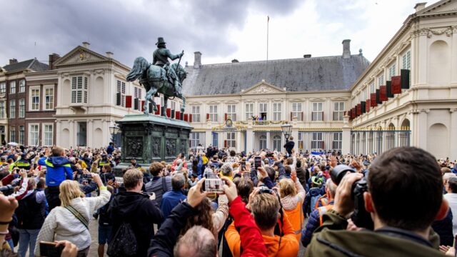 Nationale feestdag maken van Prinsjesdag? 'Zet de democratie in de etalage!'