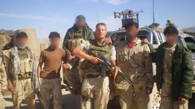 Podcast De Dag: oud-commandant: 'Help Afghaanse bewakers'