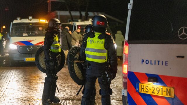 Geweld tijdens jaarwisseling? Zet leger in, zegt JA21-Kamerlid Coenradie