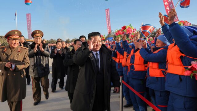 Kim Jong-un deelt twijfels over toestand Noord-Korea: 'Dan moet het wel echt ernstig zijn'