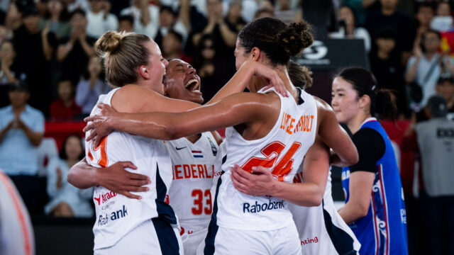 Historische wereldtitel 3x3-basketbalsters: 'Masterclass in gecontroleerd basketballen'