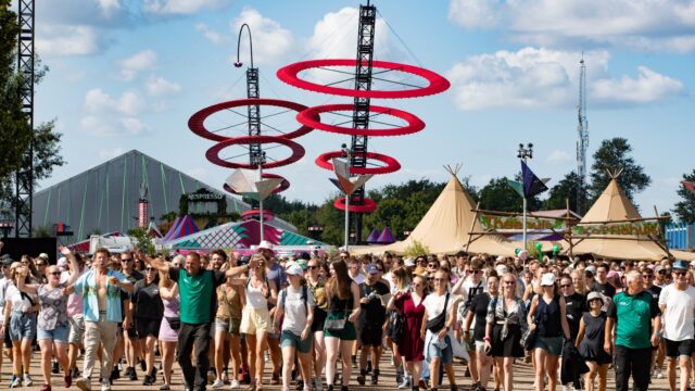 Steeds meer festivalkaartjes op de pof: 'We moeten concurreren met schoenen van 300 euro'