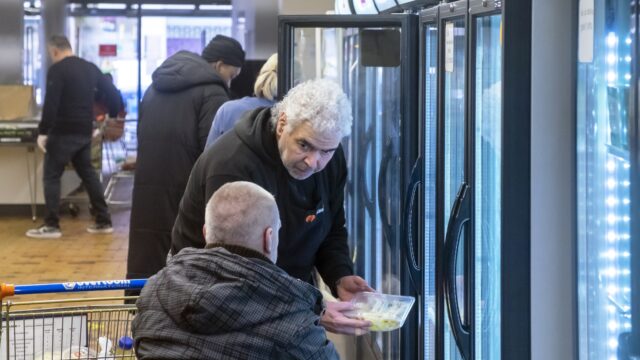 Waarom vrijwilligerswerk van het geitenwollensokken-imago af moet