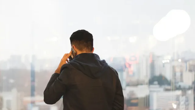 Steeds meer jongeren hebben last van bel-angst: 'Er wordt steeds minder gebeld'