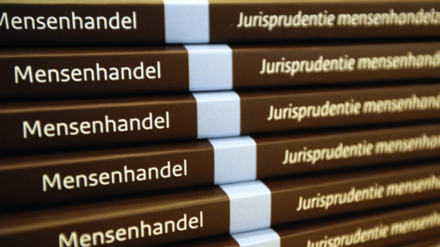 Proactieve houding nodig bij opsporingsdiensten om mensenhandel tegen te gaan