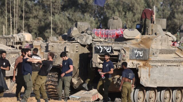 Gideons strijdwagens: gaat Israël Gaza permanent bezetten?