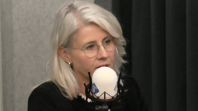 'Vier van mijn vijf zonen kunnen geen huis krijgen', zegt woonminister Keijzer