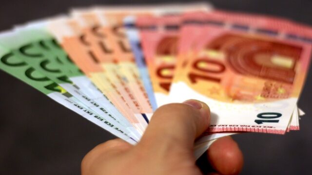 Stand.nl: 'Het is asociaal dat spaarders niet meeprofiteren van de hoge winst van banken'