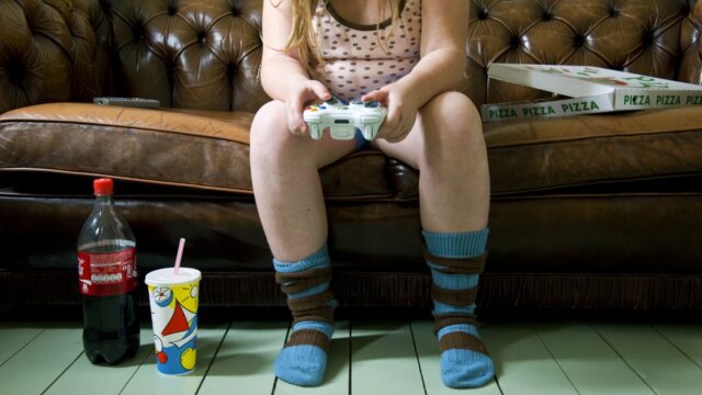 Steeds meer kinderen met gewichtsproblemen: 'Cijfers zijn alarmerend, overheid moet dit aanpakken'