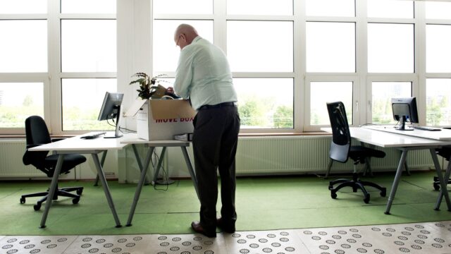Ouderenregelingen voeren werkdruk op voor jongeren: 'Zal erger worden door vergrijzing'