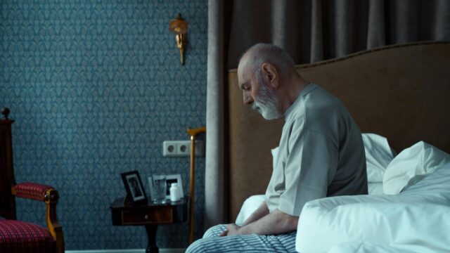 Verwaarloosde ouderen steeds vaker in Nederlandse ziekenhuizen: 'Het vangnet ontbreekt'