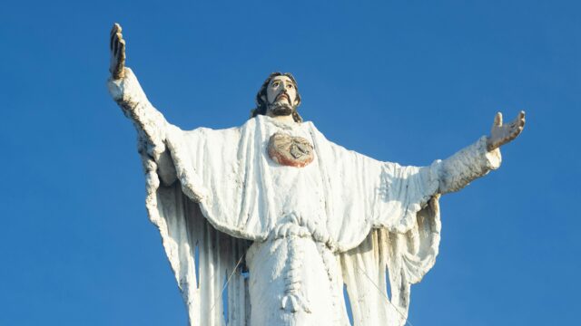 Zat Jezus bij 'de linkse kerk'? Theoloog der Nederlanden vindt van niet