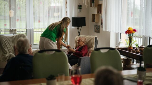 'Alzheimer-architect' Henri Snel: 'Een dementievriendelijke samenleving begint bij de voordeur'