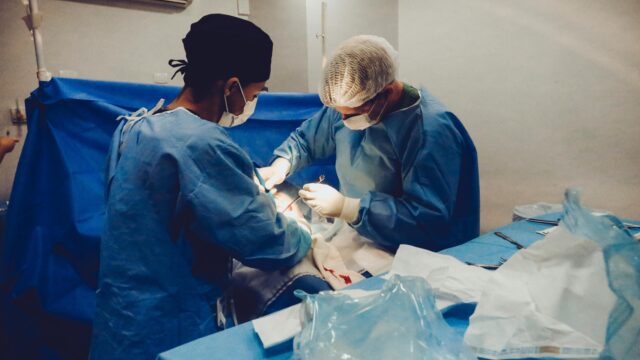 'Als jij een second opinion aan blijft vragen, staat je broer of zus langer op de wachtlijst'