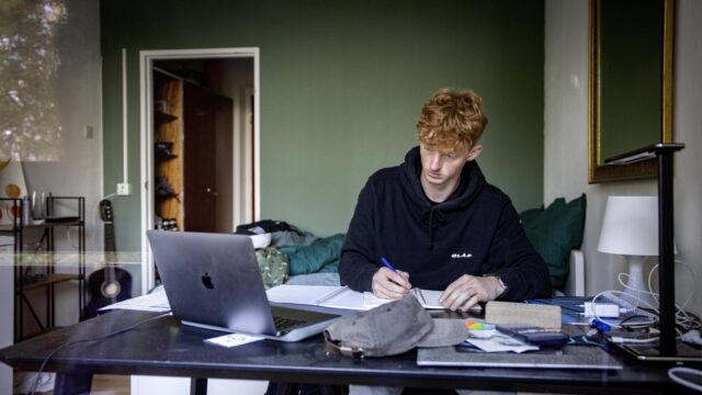Prestatiedruk treft meerderheid van de jongeren: 'Falen lijkt geen optie meer'