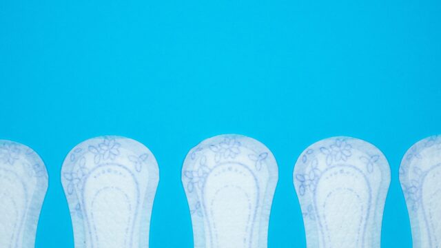 Geschiedenis van menstruatie moet zichtbaar worden in deze tentoonstelling