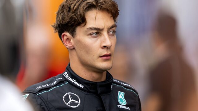 Russell verliest GP-zege door te lichte auto: 'Mailtje niet voor bos bloemen'