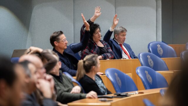 Hoe moet de politiek grote transitieopgaven aanvliegen? 'Schaduwkabinet met deskundigen'