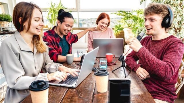 Dit is waarom twintigers op de werkvloer zoveel moeite hebben met hiërarchie