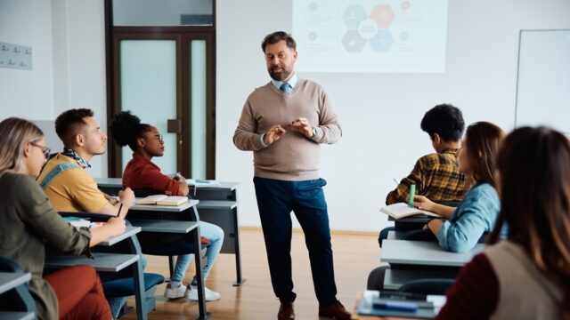 Aantal vrouwelijke hoogleraren economie blijft flink achter: 'Geen vrouwelijke rolmodellen'