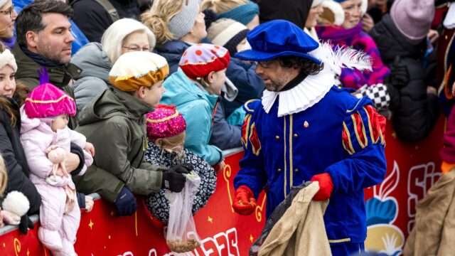 Wat moet je als ouder met al dat snoepgoed rondom de feestdagen? 'Feest is feest, daarna normaal ritme'