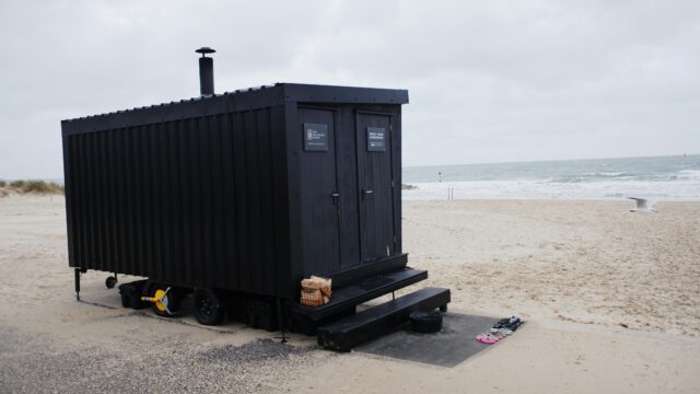 Kan je zomaar een sauna beginnen op het strand?
