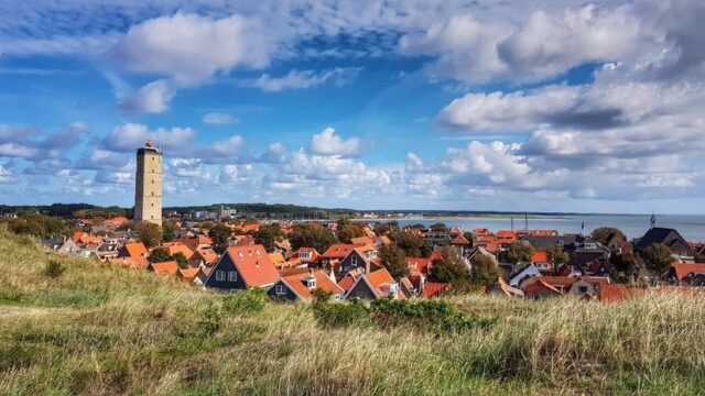 Op Terschelling spoelt steeds meer drugs aan: 'Cocaïne is het nieuwe bier'
