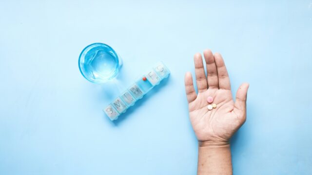 Wat doet media-aandacht met patiënten en beleid rondom zware pijnstillers?