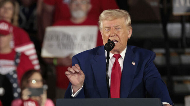 Trump gebruikt hogere NAVO-norm om radicalen handje te helpen, denkt Vlaamse journalist: 'Een masterplan'