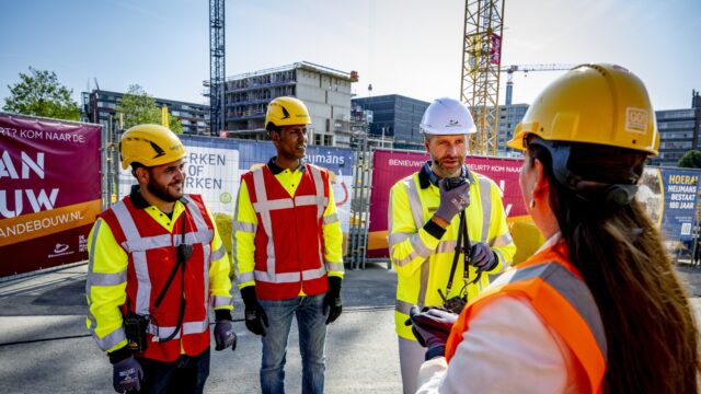 Vrouw op de bouw? 'Zou niet zo bijzonder moeten zijn!'