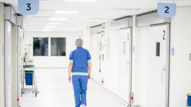 Waarom is het niet gelijk bekend welke medicijnen een ziekenhuispatiënt gebruikt?