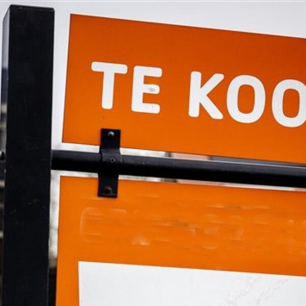 Stand.nl: 'De woningmarkt is verziekt'