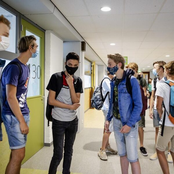 'Lekker luchten werkt goed tegen corona'