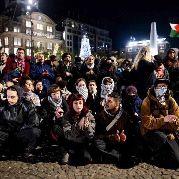 Afgelasten protesten zetten demonstratierecht 'onder druk': 'Dit gaat heel erg ver'