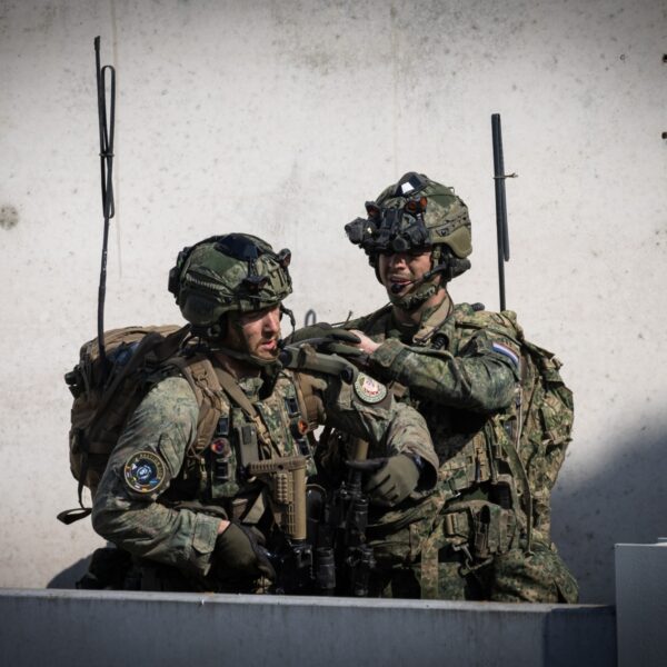 Werkt diplomatie wel als er zoveel conflicten tegelijkertijd spelen?