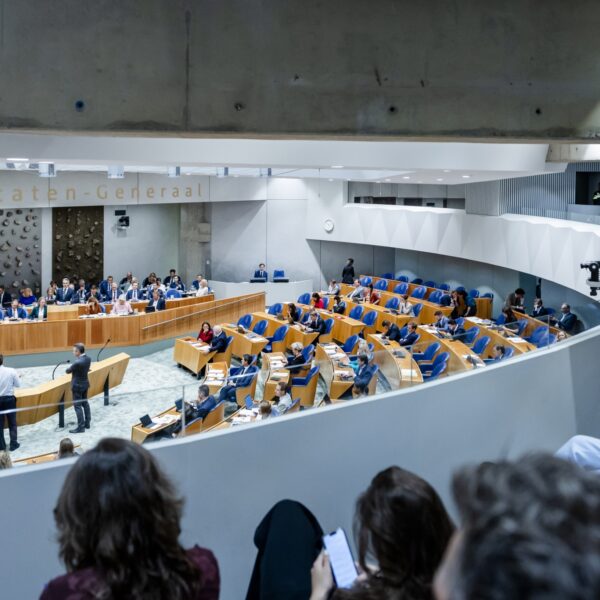 Tijd om Eerste en Tweede Kamer samen te voegen? 'Twee vliegen in één klap'