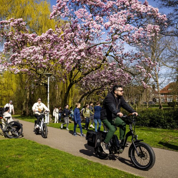 Fatbike aan banden leggen? 'Het is onverantwoord, ze zijn niet verzekerd en de lasten zijn voor de maatschappij'