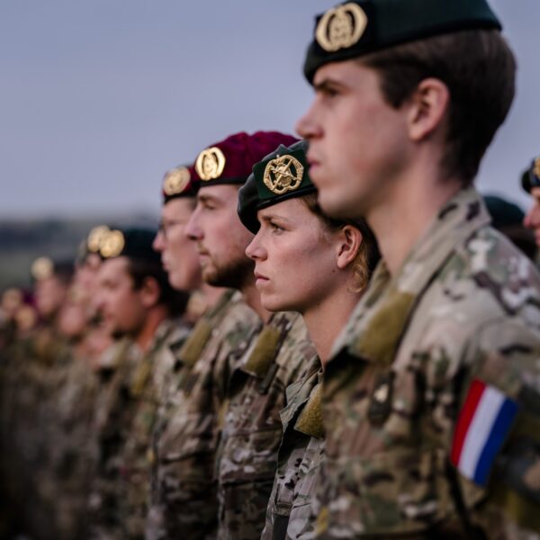 Moet Nederland zich beter voorbereiden op oorlog? 'Digitaal zijn we te naïef'