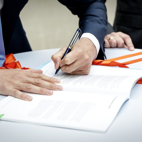 Waarom zijn er linkshandige mensen?