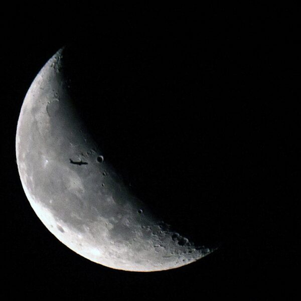 De maan als 'tankstation' van de ruimte? 'Wordt stapsteen voor verdere reizen in heelal'