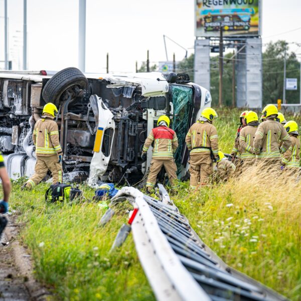 Delen van beelden ongevallen op social media strafbaar maken? 'Voor je lol filmen is verwerpelijk'