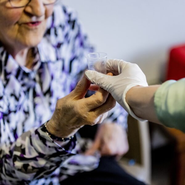 Zou privaat geld wel een rol moeten spelen in ons zorgsysteem?