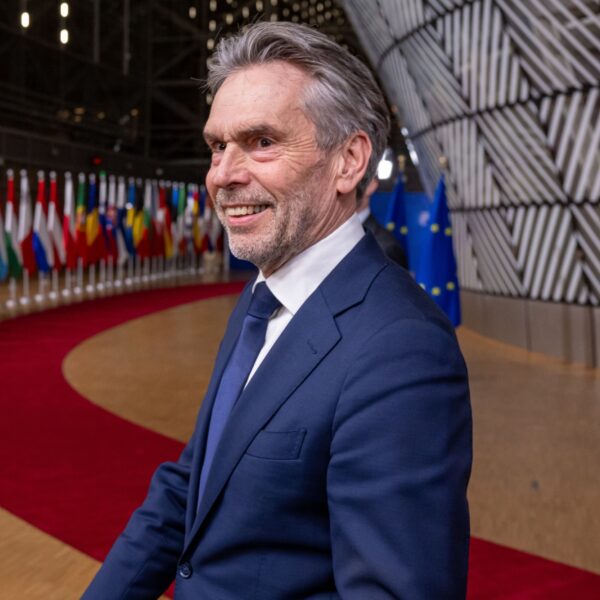 Kan Schoof uit Ruttes schaduw stappen binnen de EU?