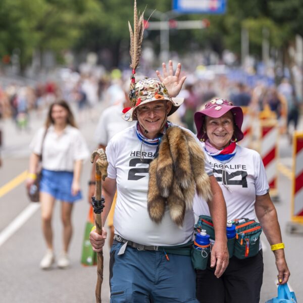 Vierdaagse is 'ultieme uitdaging' voor wandelaars: 'Zo blijf je je grenzen verleggen én jezelf belonen'