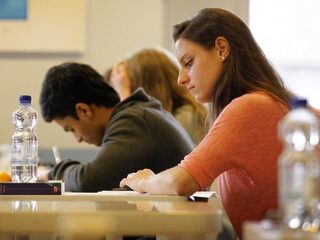 ‘Geef jongens anders les dan meisjes’