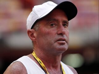 Sifan Hassans trainer Salazar voor vier jaar geschorst vanwege doping