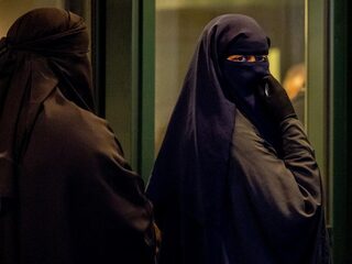 Stand.nl: Het boerkaverbod geeft een veilig gevoel