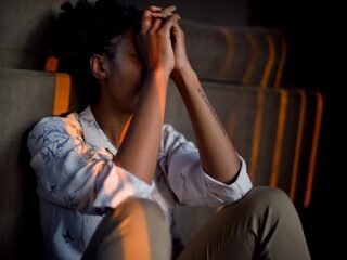 Rouwen in tijden van corona is zwaar en kan leiden tot rouwtrauma