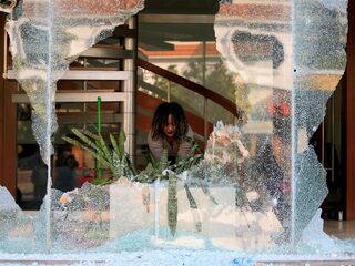 Met economie in vrije val vraagt Libanon om hulp bij het IMF